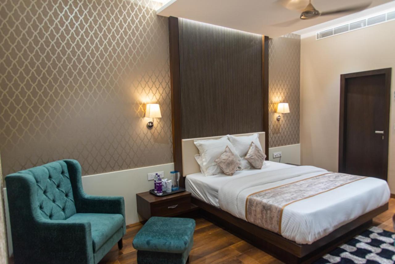 Hotel Royal Livin Varanasi Exterior foto