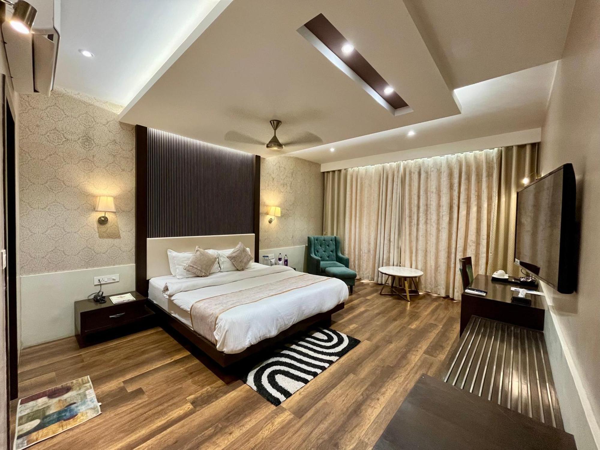Hotel Royal Livin Varanasi Exterior foto
