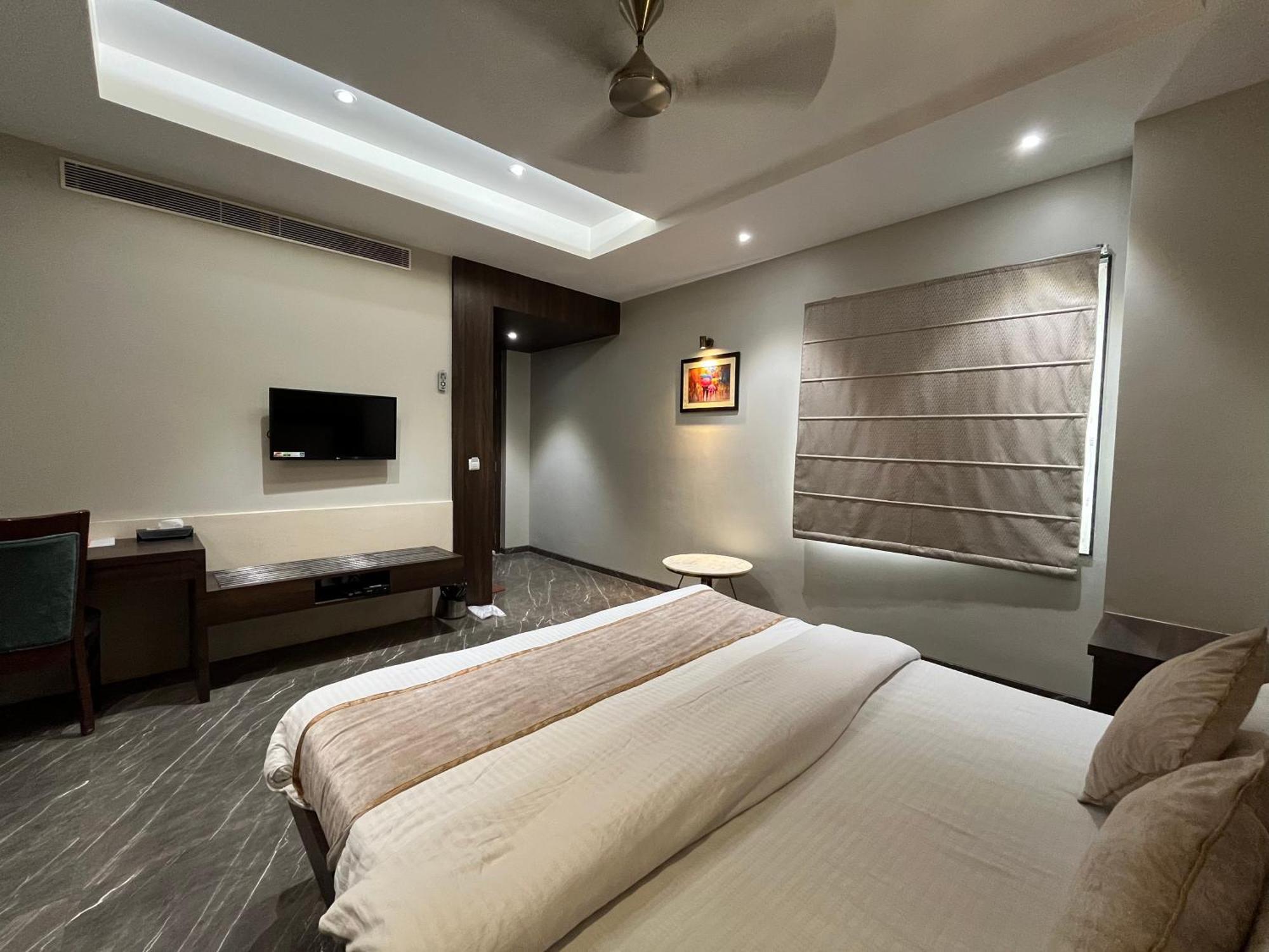 Hotel Royal Livin Varanasi Exterior foto
